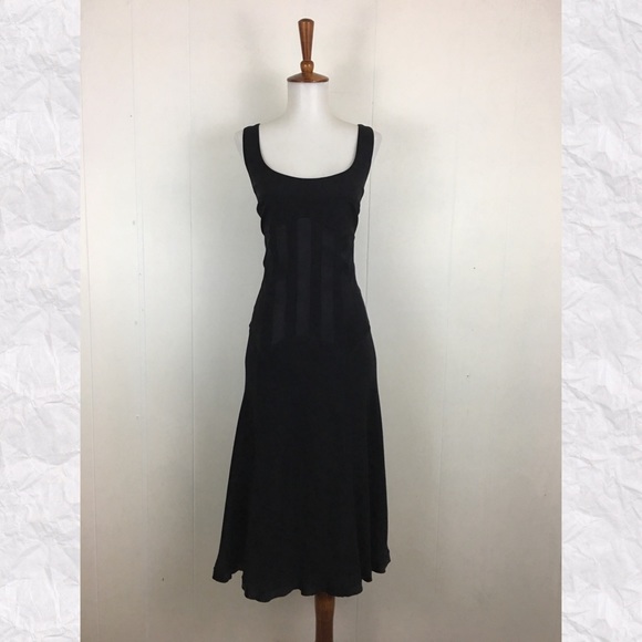 Nicole Miller Dresses & Skirts - Nicole Miller Collection Silk Scoop Neck Dress